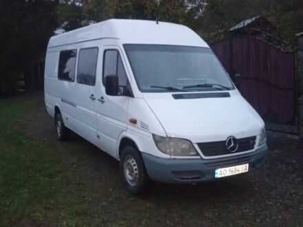 Мерседес Sprinter 2005 у Рахове на Automoto.ua Білий Мерседес Sprinter, об'ємом двигуна 2.1 л та пробігом 607 тис. км за 9000 $, фото 1 на Automoto.ua
