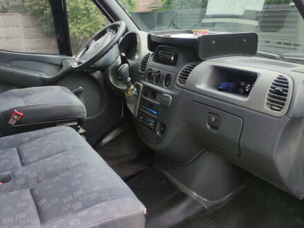 Белый Мерседес Sprinter, объемом двигателя 0 л и пробегом 517 тыс. км за 10500 $, фото 1 на Automoto.ua