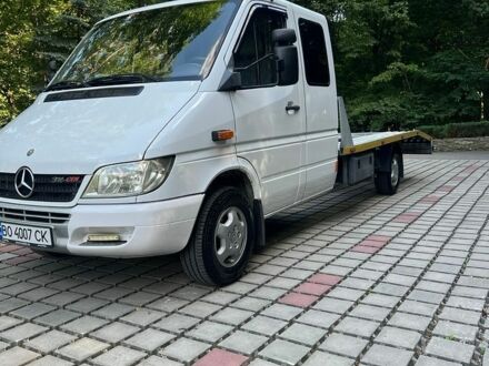 Белый Мерседес Sprinter, объемом двигателя 2.69 л и пробегом 400 тыс. км за 17500 $, фото 1 на Automoto.ua