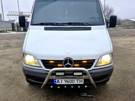 Белый Мерседес Sprinter, объемом двигателя 2.1 л и пробегом 411 тыс. км за 12500 $, фото 1 на Automoto.ua