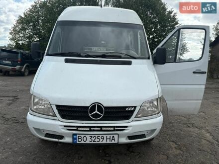 Белый Мерседес Sprinter, объемом двигателя 2.15 л и пробегом 718 тыс. км за 10500 $, фото 1 на Automoto.ua