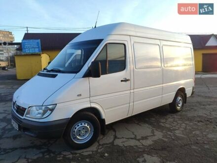 Белый Мерседес Sprinter, объемом двигателя 0 л и пробегом 298 тыс. км за 16500 $, фото 1 на Automoto.ua