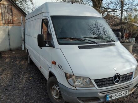 Белый Мерседес Sprinter, объемом двигателя 2.1 л и пробегом 600 тыс. км за 8500 $, фото 1 на Automoto.ua