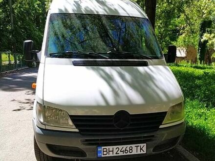 Мерседес Sprinter 2005 у Херсоні на Automoto.ua Білий Мерседес Sprinter, об'ємом двигуна 2.15 л та пробігом 500 тис. км за 9500 $, фото 1 на Automoto.ua