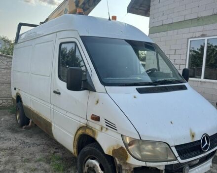 Білий Мерседес Sprinter, об'ємом двигуна 2.1 л та пробігом 230 тис. км за 8900 $, фото 1 на Automoto.ua