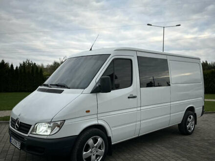 Белый Мерседес Sprinter, объемом двигателя 2.2 л и пробегом 370 тыс. км за 8300 $, фото 1 на Automoto.ua