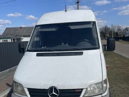 Белый Мерседес Sprinter, объемом двигателя 2.1 л и пробегом 800 тыс. км за 6300 $, фото 1 на Automoto.ua