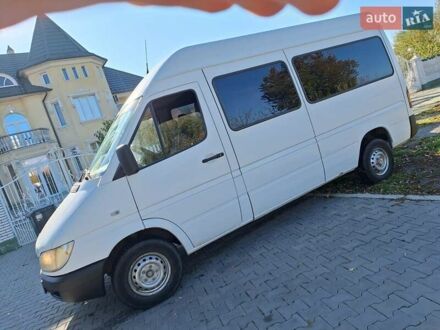 Мерседес Sprinter 2005 в Черновцах на Automoto.ua Белый Мерседес Sprinter, объемом двигателя 2.15 л и пробегом 533 тыс. км за 5300 $, фото 1 на Automoto.ua