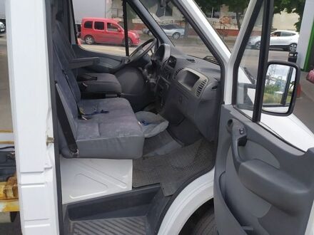 Белый Мерседес Sprinter, объемом двигателя 2.69 л и пробегом 100 тыс. км за 17500 $, фото 1 на Automoto.ua