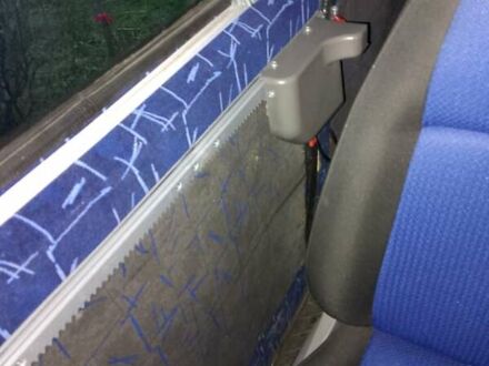 Білий Мерседес Sprinter, об'ємом двигуна 2.1 л та пробігом 350 тис. км за 5000 $, фото 1 на Automoto.ua