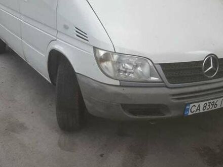 Мерседес Sprinter 2005 в Киеве на Automoto.ua Белый Мерседес Sprinter, объемом двигателя 2.3 л и пробегом 519 тыс. км за 5901 $, фото 1 на Automoto.ua
