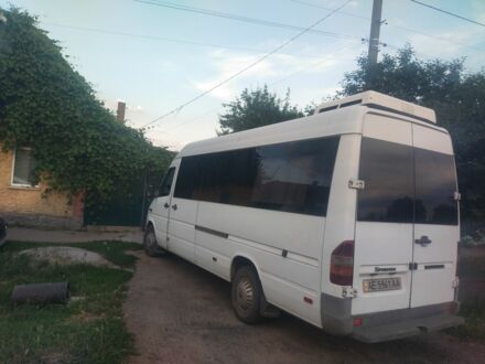 Белый Мерседес Sprinter, объемом двигателя 2.2 л и пробегом 800 тыс. км за 10926 $, фото 1 на Automoto.ua