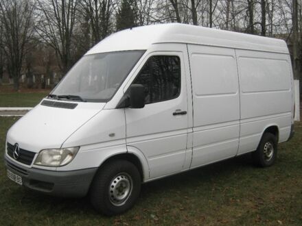 Білий Мерседес Sprinter, об'ємом двигуна 2.2 л та пробігом 320 тис. км за 9000 $, фото 1 на Automoto.ua