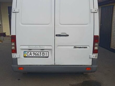 Белый Мерседес Sprinter, объемом двигателя 2.15 л и пробегом 310 тыс. км за 7500 $, фото 1 на Automoto.ua