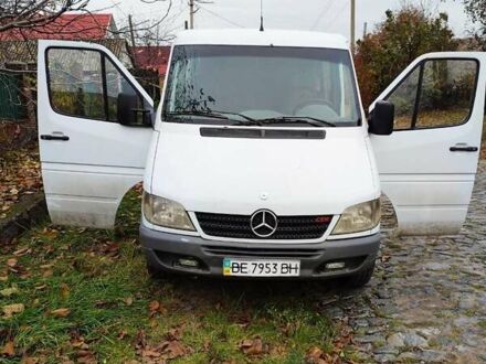 Мерседес Sprinter 2005 в Николаеве на Automoto.ua Белый Мерседес Sprinter, объемом двигателя 2.3 л и пробегом 183 тыс. км за 8555 $, фото 1 на Automoto.ua