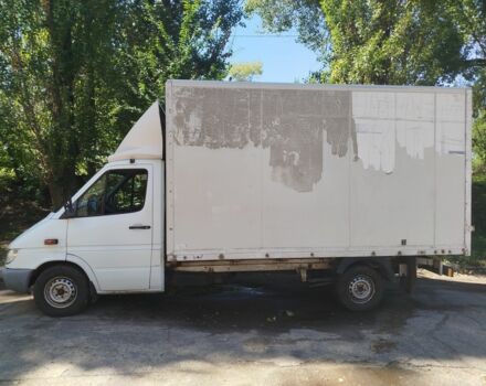 Білий Мерседес Sprinter, об'ємом двигуна 2.1 л та пробігом 400 тис. км за 10200 $, фото 1 на Automoto.ua