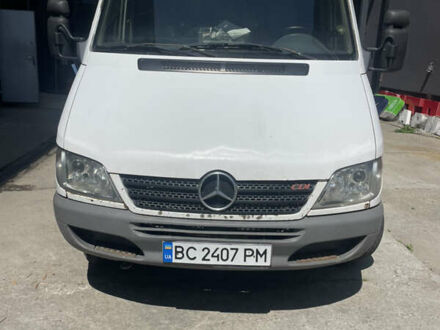 Мерседес Sprinter 2005 в Львове на Automoto.ua Белый Мерседес Sprinter, объемом двигателя 2.5 л и пробегом 960 тыс. км за 5800 $, фото 1 на Automoto.ua