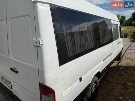 Білий Мерседес Sprinter, об'ємом двигуна 2.1 л та пробігом 250 тис. км за 8200 $, фото 1 на Automoto.ua