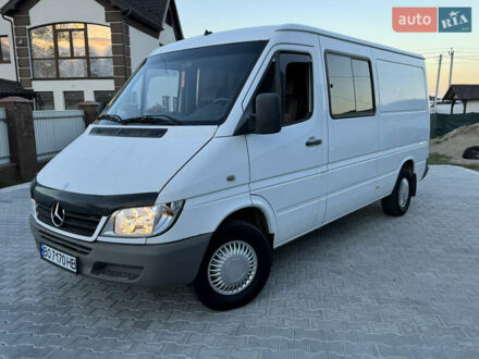 Мерседес Sprinter 2005 в Ивано-Франковске на Automoto.ua Белый Мерседес Sprinter, объемом двигателя 2.2 л и пробегом 341 тыс. км за 6900 $, фото 1 на Automoto.ua