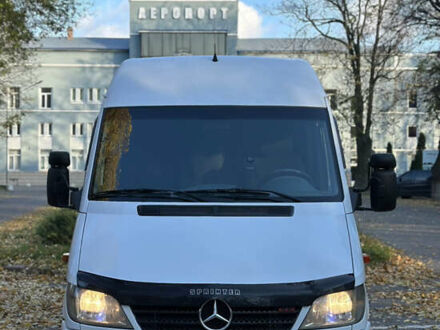 Белый Мерседес Sprinter, объемом двигателя 2.7 л и пробегом 200 тыс. км за 13900 $, фото 1 на Automoto.ua