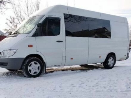 Белый Мерседес Sprinter, объемом двигателя 2.7 л и пробегом 288 тыс. км за 5000 $, фото 1 на Automoto.ua