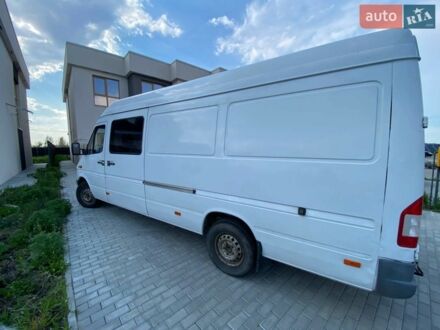 Білий Мерседес Sprinter, об'ємом двигуна 2.1 л та пробігом 466 тис. км за 8000 $, фото 1 на Automoto.ua