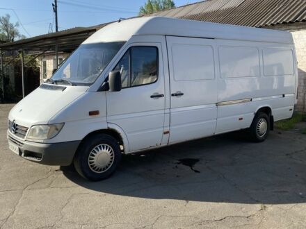 Белый Мерседес Sprinter, объемом двигателя 0.22 л и пробегом 610 тыс. км за 8200 $, фото 1 на Automoto.ua