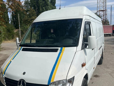 Мерседес Sprinter 2005 в Одессе на Automoto.ua Белый Мерседес Sprinter, объемом двигателя 2.15 л и пробегом 554 тыс. км за 7500 $, фото 1 на Automoto.ua