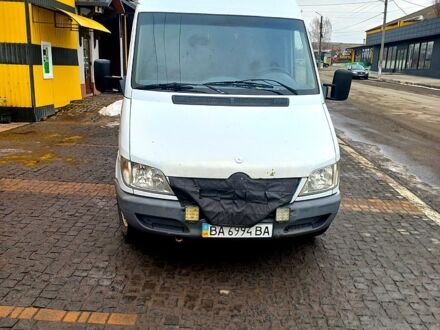 Білий Мерседес Sprinter, об'ємом двигуна 2.1 л та пробігом 300 тис. км за 6200 $, фото 1 на Automoto.ua