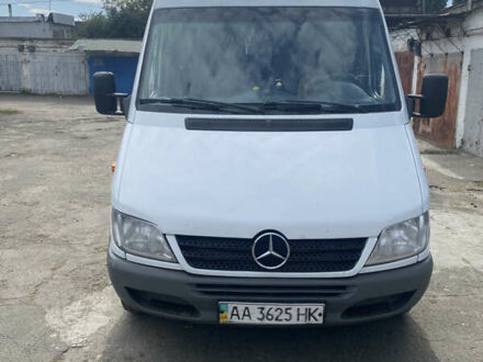 Білий Мерседес Sprinter, об'ємом двигуна 2.15 л та пробігом 450 тис. км за 8500 $, фото 1 на Automoto.ua