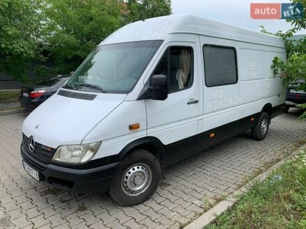 Белый Мерседес Sprinter, объемом двигателя 2.15 л и пробегом 650 тыс. км за 10500 $, фото 1 на Automoto.ua