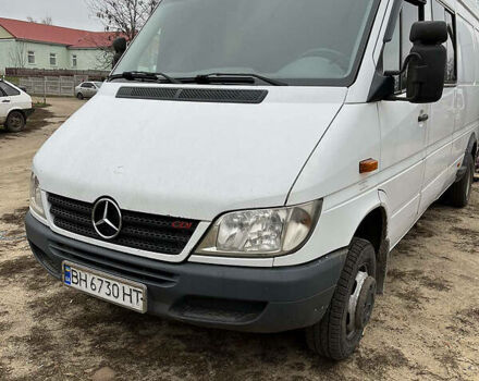 Белый Мерседес Sprinter, объемом двигателя 0 л и пробегом 440 тыс. км за 12500 $, фото 13 на Automoto.ua