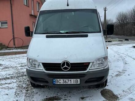 Мерседес Sprinter 2005 в Львове на Automoto.ua Белый Мерседес Sprinter, объемом двигателя 2.1 л и пробегом 400 тыс. км за 9000 $, фото 1 на Automoto.ua