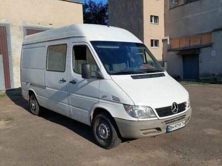 Белый Мерседес Sprinter, объемом двигателя 2.15 л и пробегом 330 тыс. км за 8500 $, фото 1 на Automoto.ua