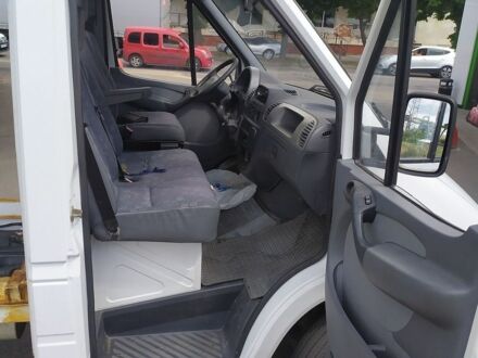 Белый Мерседес Sprinter, объемом двигателя 2.69 л и пробегом 100 тыс. км за 17500 $, фото 1 на Automoto.ua