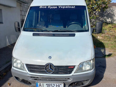 Білий Мерседес Sprinter, об'ємом двигуна 2.1 л та пробігом 250 тис. км за 8400 $, фото 1 на Automoto.ua