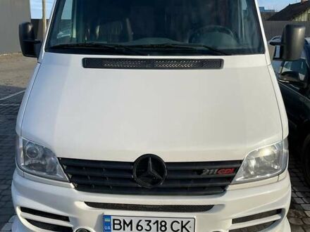 Белый Мерседес Sprinter, объемом двигателя 2.2 л и пробегом 400 тыс. км за 10555 $, фото 1 на Automoto.ua