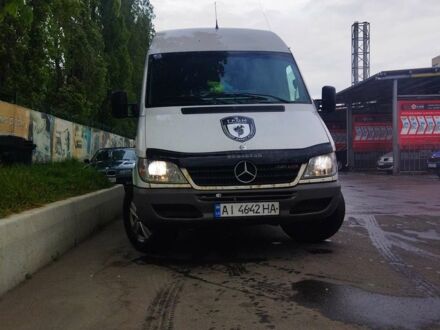 Белый Мерседес Sprinter, объемом двигателя 2.7 л и пробегом 540 тыс. км за 7000 $, фото 1 на Automoto.ua