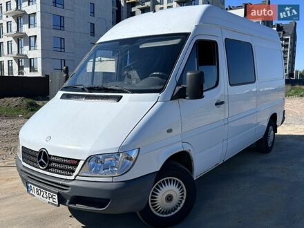 Белый Мерседес Sprinter, объемом двигателя 2.15 л и пробегом 384 тыс. км за 8000 $, фото 1 на Automoto.ua