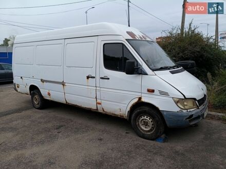Белый Мерседес Sprinter, объемом двигателя 0 л и пробегом 641 тыс. км за 6000 $, фото 1 на Automoto.ua