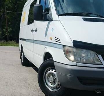 Мерседес Sprinter 2005 в Виннице на Automoto.ua Белый Мерседес Sprinter, объемом двигателя 0 л и пробегом 506 тыс. км за 9700 $, фото 1 на Automoto.ua