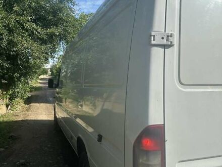 Мерседес Sprinter 2005 в Хотине на Automoto.ua Белый Мерседес Sprinter, объемом двигателя 0 л и пробегом 586 тыс. км за 10500 $, фото 1 на Automoto.ua