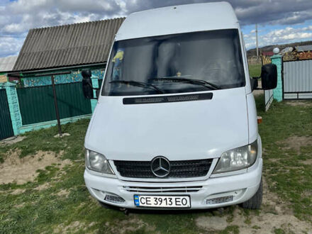 Белый Мерседес Sprinter, объемом двигателя 2.15 л и пробегом 450 тыс. км за 9500 $, фото 1 на Automoto.ua