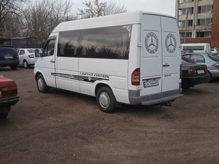 Мерседес Sprinter 2005 в Смеле на Automoto.ua Белый Мерседес Sprinter, объемом двигателя 2.2 л и пробегом 260 тыс. км за 9000 $, фото 1 на Automoto.ua