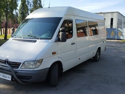 Белый Мерседес Sprinter, объемом двигателя 2 л и пробегом 620 тыс. км за 8599 $, фото 1 на Automoto.ua