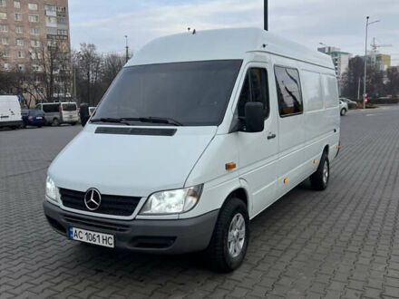 Белый Мерседес Sprinter, объемом двигателя 2.15 л и пробегом 470 тыс. км за 12300 $, фото 1 на Automoto.ua