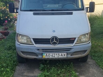 Мерседес Sprinter 2005 в Мукачеве на Automoto.ua Белый Мерседес Sprinter, объемом двигателя 2.1 л и пробегом 627 тыс. км за 7000 $, фото 1 на Automoto.ua