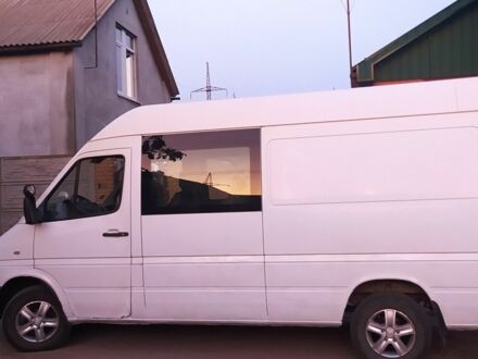 Белый Мерседес Sprinter, объемом двигателя 0 л и пробегом 362 тыс. км за 6800 $, фото 1 на Automoto.ua