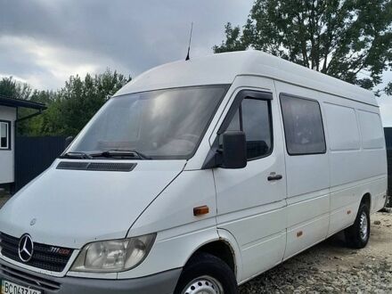 Білий Мерседес Sprinter, об'ємом двигуна 2.15 л та пробігом 400 тис. км за 8200 $, фото 1 на Automoto.ua