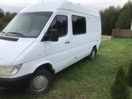 Білий Мерседес Sprinter, об'ємом двигуна 2 л та пробігом 430 тис. км за 5800 $, фото 1 на Automoto.ua